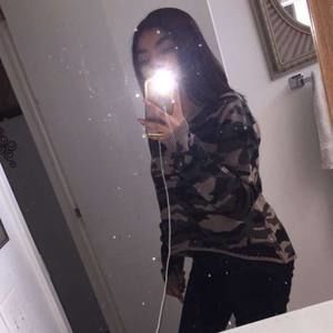 Meet your Posher, Odalys